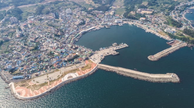 경주시 감포읍 감포항 친수공간 전경. 경주시 제공