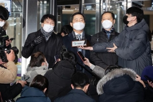 ‘17시간만 윤석열 정직 2개월’에 금태섭 “비겁, 배짱도 없어”(종합)