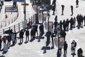 수도권 임시선별진료소 73곳서 총 1만 8602명 익명검사…확진자 19명