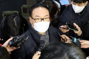 행정소송·검란 재현·정권 역풍 부담… 해임보다 낮아진 징계