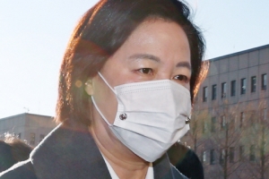 秋, 350일간 檢개혁 ‘악셀’ 밟고 퇴장 “산산조각 나더라도 공명정대 꿈꿨다”