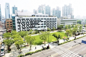 ‘태양광 발전소’ 친환경 강동구청, 亞 도시경관상