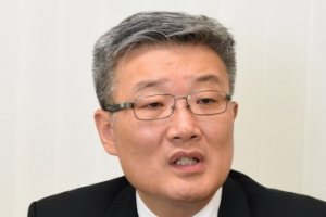 “윤석열 징계위원은 대한민국의 역적” 김종민 변호사 로펌 떠난다