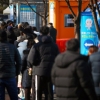 오후 6시까지 581명 확진…전날보다 33명 줄었지만 속단 일러