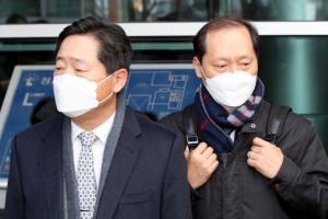 윤석열 측 “檢개혁 반대한 적 없어…대통령에 맞서는 것 아냐”