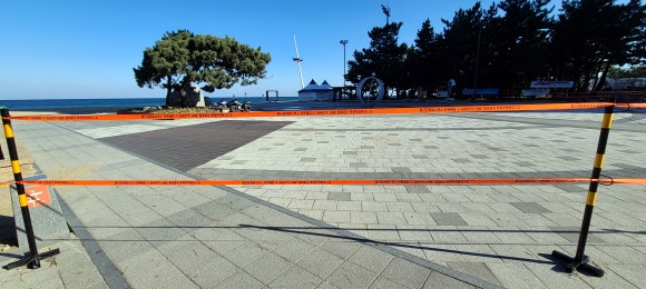 텅 빈 동해안 해맞이 명소