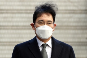 눈물 쏟은 이재용 “너무나 존경하는 아버지께 효도를…” 최후진술(종합)