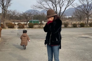 채림, 아들과 숨바꼭질…행복한 근황 공개