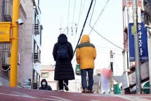 큰 화면에 반대편 오르막 보여요… 역시 ‘스마트 구로’