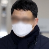‘고 김홍영 검사 폭행’ 전 부장검사에 징역 1년 6개월 구형