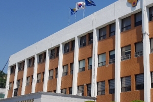 5인 이상 금지 어기고 고스톱 친 포항시민 적발…과태료 10만원씩