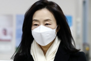[포토] ‘블랙리스트’ 조윤선, 파기환송심 공판 출석