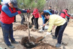 “우이령길 사전예약제 불편하셨죠”  자유탐방 위한 강북 ‘10만인 서명’