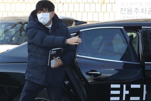 [포토] ‘타다 타고 온’ 이재웅 전 대표, 항소심 출석