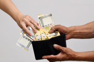 “992만원 빌렸는데 이자만 월 331만원 떼갑니다”