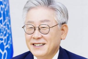 이재명 “노동자 권리 보장받지 못하는 나라엔 풍요로운 미래 없다”