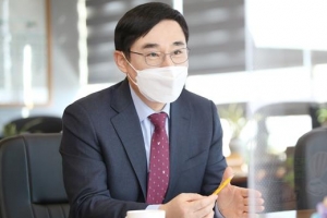 “융합의 시대 걸맞은 자치분권 이양… 4차 산업혁명 시대 경쟁력 높일 것”