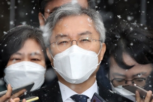 최강욱 ‘유죄’ 선고 재판부 “법조인 출신이 권리침해? 납득 안 돼”