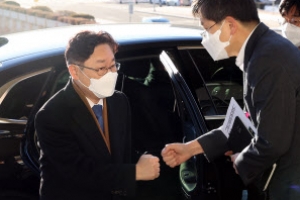 박범계 장관 “2월 초 윤석열 만나 인사 논의할 것”