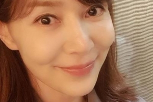 김혜리 선행 화제 “일면식도 없는 미혼부 아기 봐주겠다고...” [EN스타]