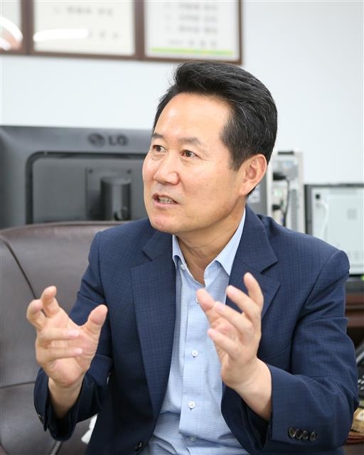 허필홍 홍천 군수