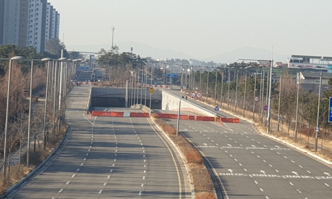 영종하늘도시 인근 하늘대로 미개통 구간 전경.인천경제자유구역청 제공