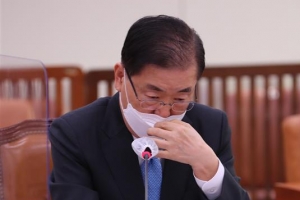 정의용, 文 정부 외교실패 지적에 “절대 동의 못해”