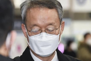 백운규 구속영장 기각…원전수사 제동 걸렸다