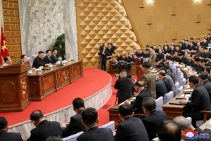 김정은, 비상설 경제발전위원회 신설… 경제난 극복 총력전