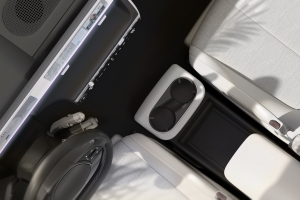 “애플카 필요 없다” 현대차, 아이오닉 5로 ‘마이웨이’