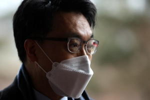 “검사 범죄 공수처로 이첩 않는 것 위법 아니냐” 질문에…김진욱 공수처장 “사정이 있을 것”