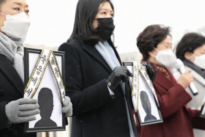 빈집에 버려진 3세 딸, 엄마 이사 갈 때도 살아 있었다