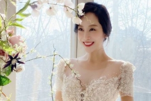 ‘혼인신고+임신’ 쥬얼리 출신 조민아, 오늘 비연예인과 웨딩마치