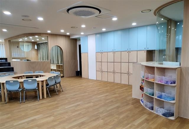 서울 서대문구 홍은2동에 문을 연 우리동네키움센터 ‘친구랑’의 내부 모습. 서대문구 제공