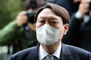 윤석열 총장 사퇴에 정청래 “정치는 아무나 하나?”