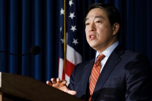 [단독] “미국 검찰도 경찰과 함께 수사...수사·기소 분리시 재판 대응 우려”