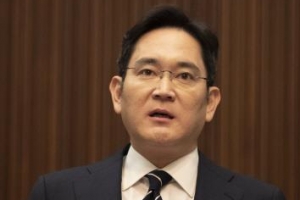 수감중 이재용 또 프로포폴 의혹…경찰, 구치소에서 모발 채취