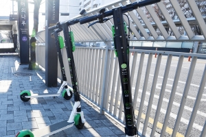 “가해자한테 돈 못 받아요” 전동킥보드 피해자 ‘보험 사각지대’