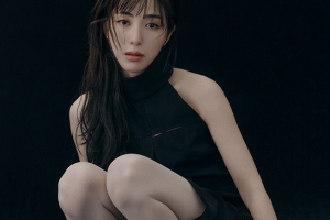 [서울포토] 권민아, ‘매혹적인 실루엣’ 화보 공개