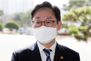 ‘긁어 부스럼’ 박범계… 대검·법무부 합동감찰로 반격하나