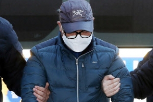 [포토] 고개숙인 ‘스쿨존 초등생 사망’ 화물차 기사