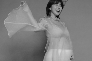 [포토] 가수 나비, ‘우아한 D라인’