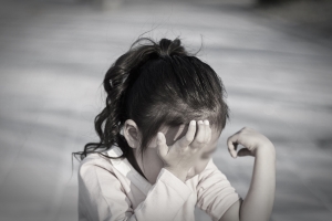 직접 고소 어려운 아동·성폭력 피해자, 경찰 결정에 무조건 따르라?