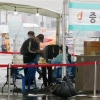 신규확진 482명…검사 수 절반에도 400명대 후반(종합)