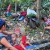 바이든 “미얀마 집단학살 충격… 제재방안 연구중”