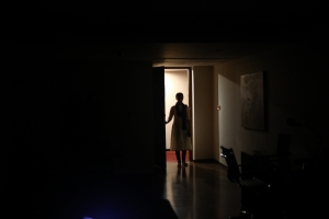 쫓겨난 아파트 안내원은 왜 입주자 대표에게 소송했나