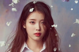 아이유, 또 커다란 나눔…아동·노인 등 위해 5억원 기부