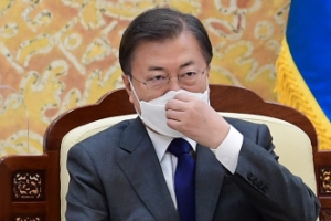 최저치 기록한 문재인 대통령 지지율···국민의힘 지지율은 역대 최고