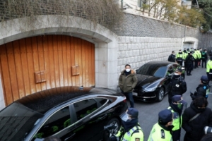 대법 “전두환 자택 이순자 명의 본채는 몰수대상 아냐”