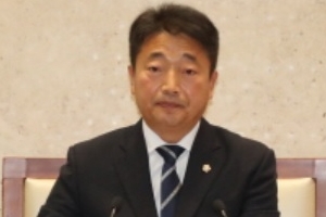 ‘땅투기 의혹 경찰 내사‘ 성남시의회 전 의장 의원직 돌연 사퇴